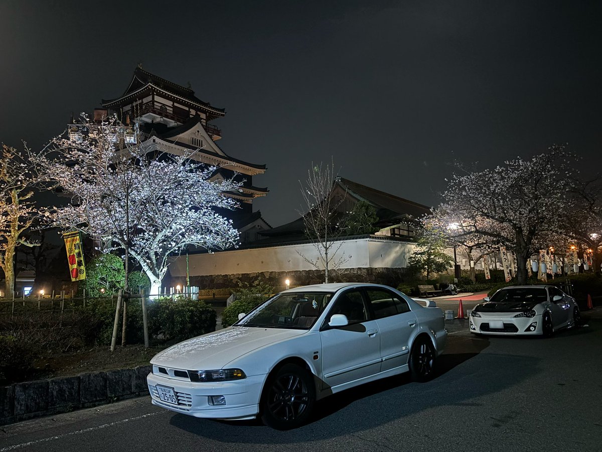 おい笑 tweet media