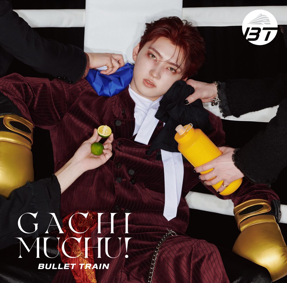 🚄👻fiya👻🏟 tweet media