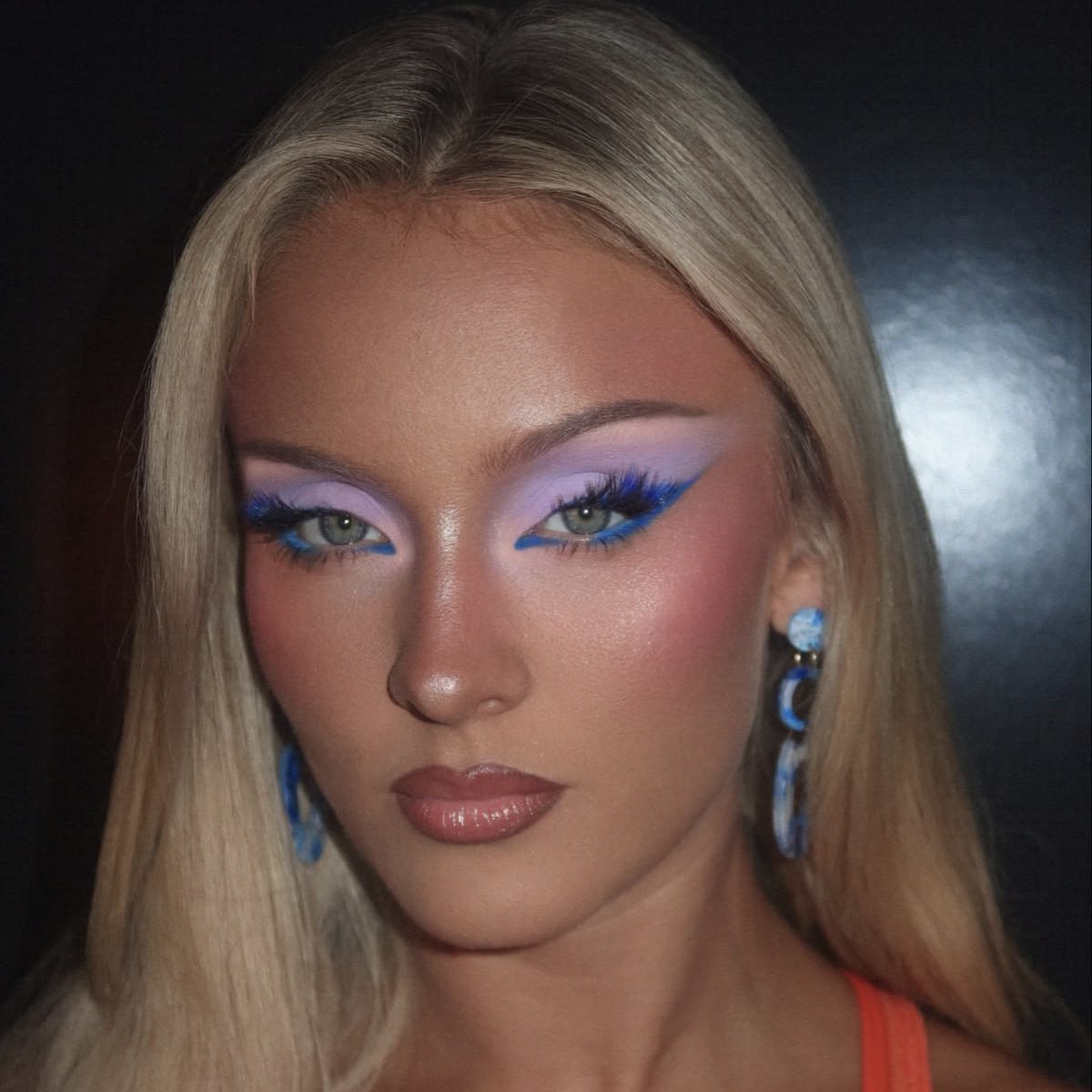 UpdateCharts tweet media