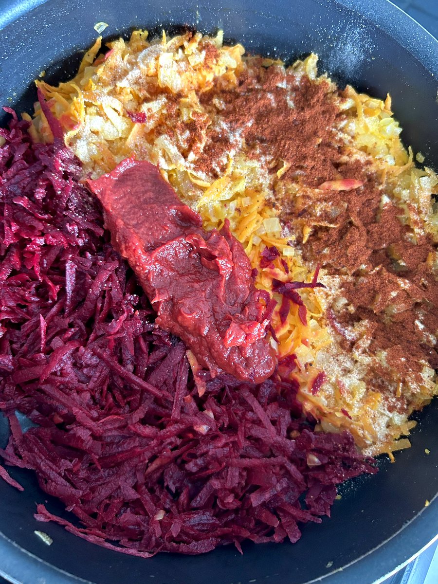 Anastasiia Sihnaievska tweet media