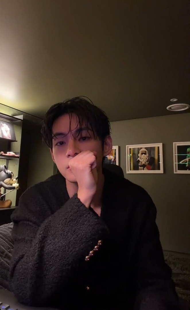 USE ' HEY / ✉️ ' - ENGLISH ONLY tweet media