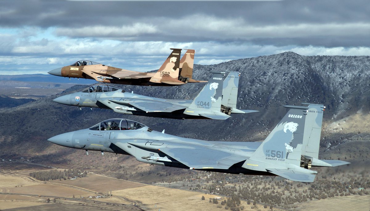 Runway 09/27 Soesterberg Air Base tweet media