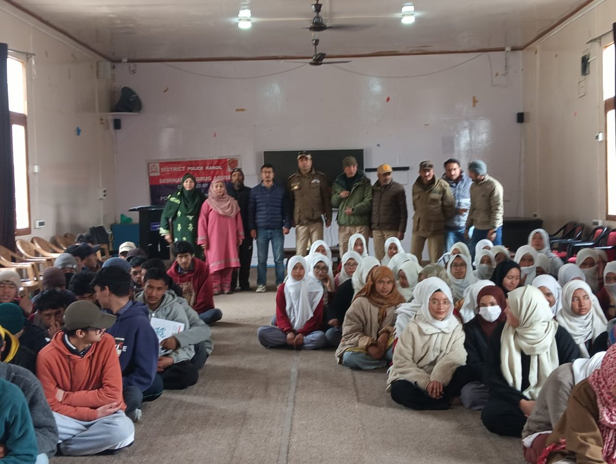 DISTRICT POLICE KARGIL tweet media