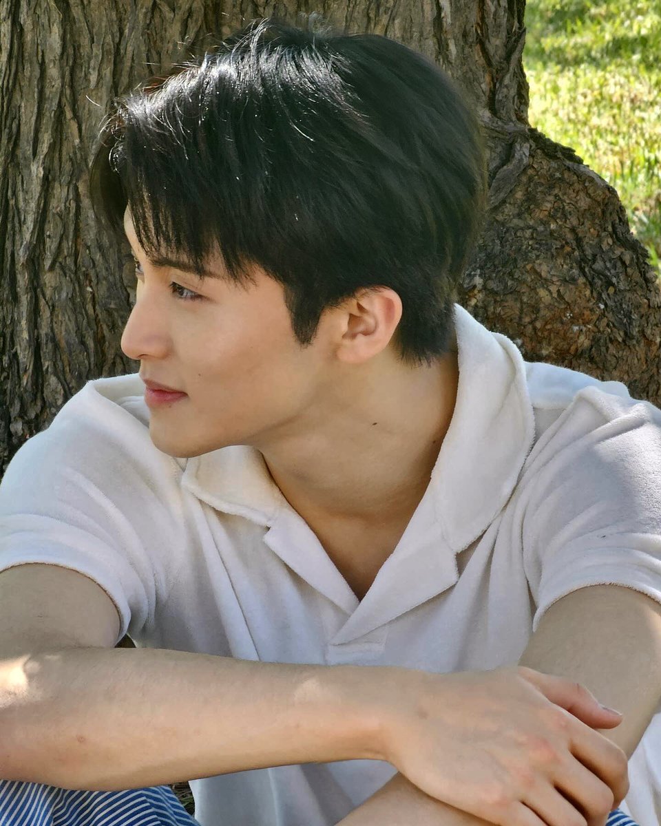 💌To: Mark Lee

Thank u for the past 10th. Thanks for being member of nct, thanks for the beautiful memories. Thanks for all of your amazing performances, musics, rap, and The Firstfruit's album. Even though it's so hard for me, but i supported your decision.

I love u, always🤍