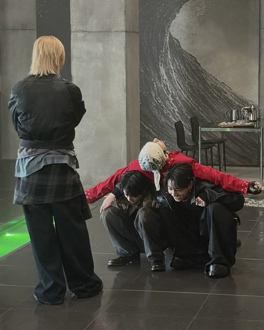 jin files tweet media