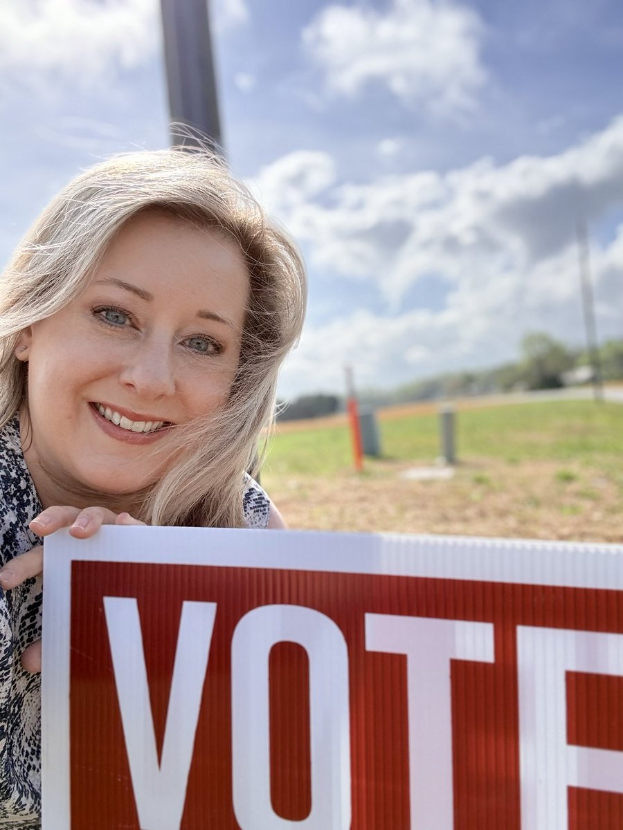 Kim Taylor tweet media