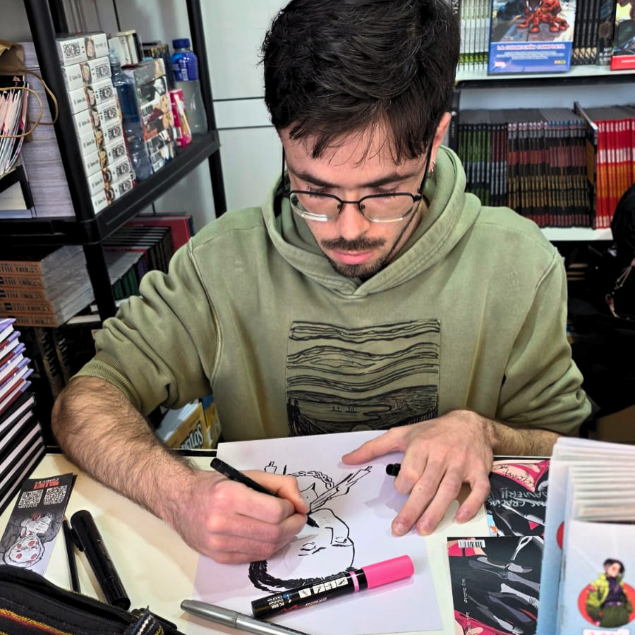 Tomos y Grapas Cómics tweet media