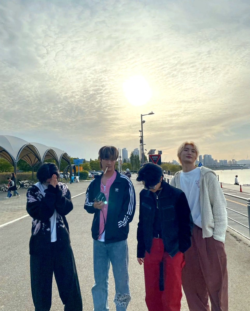 트치더 tweet media