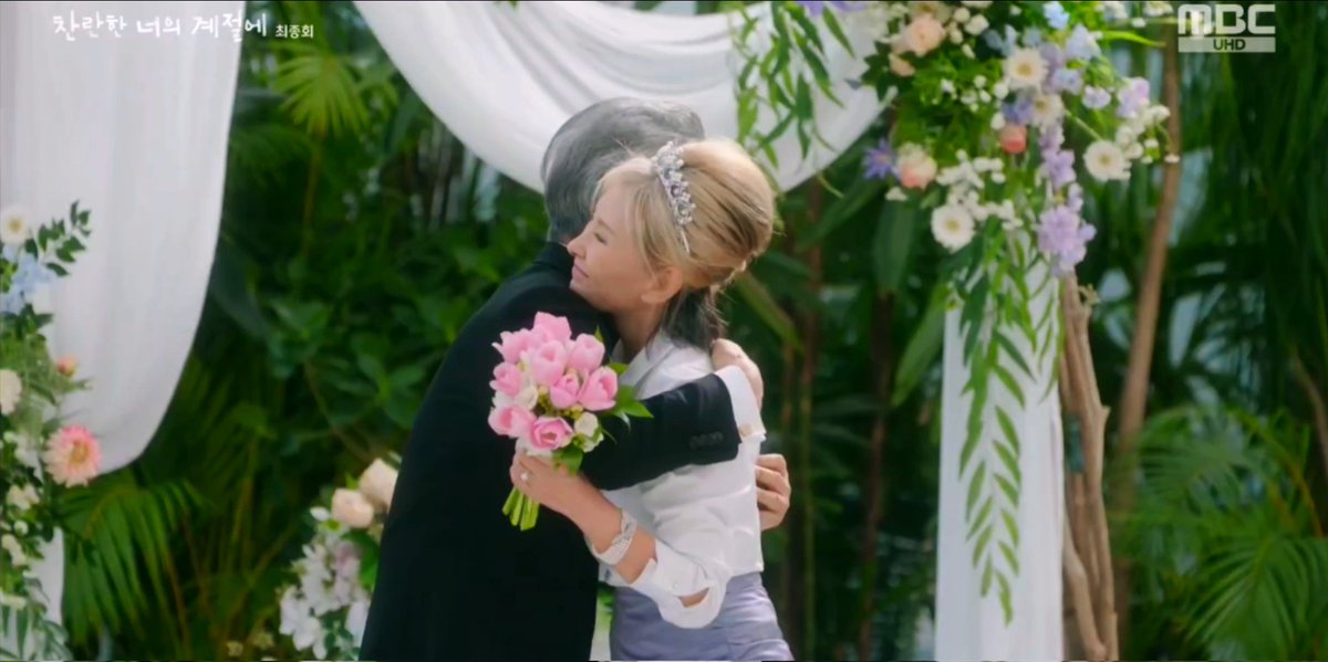 reign | ✨ tweet media