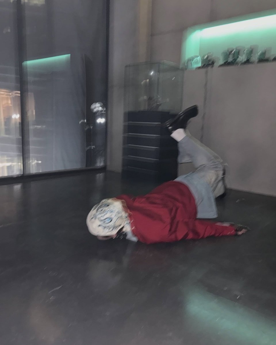 TAE GUIDE tweet media