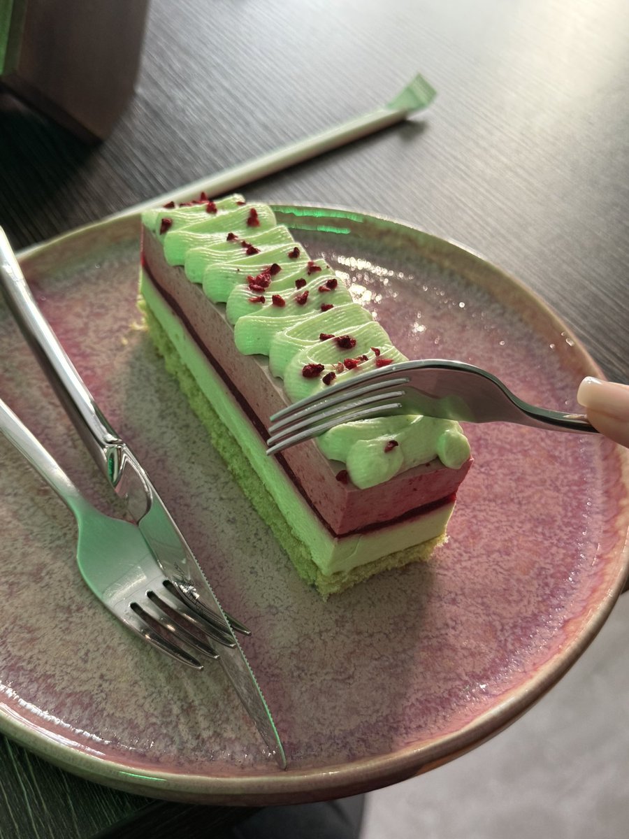 evil val ^₀̴̶̷ ̫ ₀̴̶̷^ tweet media