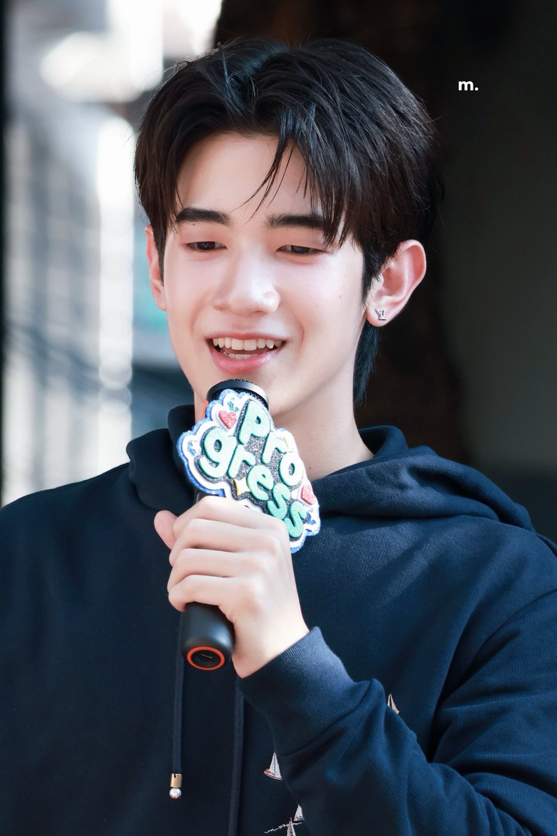 m. ꕀ 🐶 tweet media