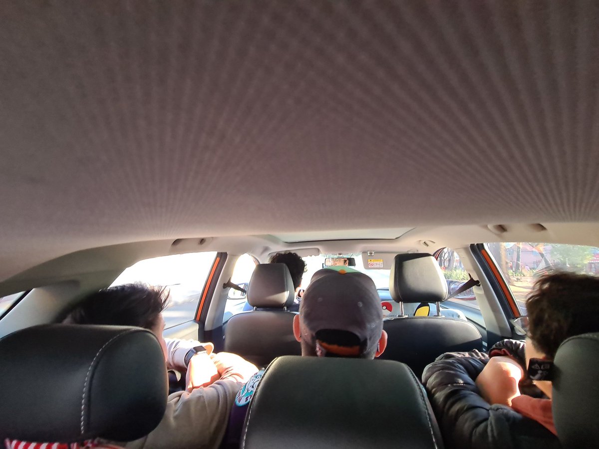 Josuesillo96's tweet photo. Rumbo al Regional de Querétaro con los compas https://t.co/XZn80POzRe