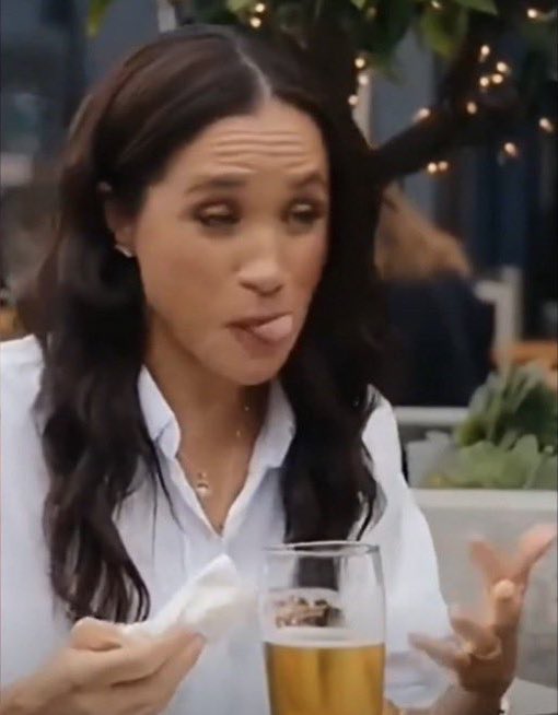 MeghansMole©️ tweet media