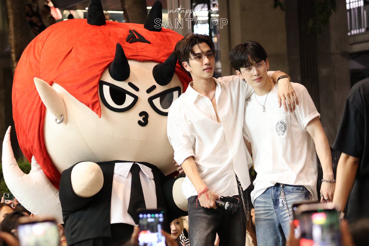 SANTAPP OFFICIAL TH tweet media