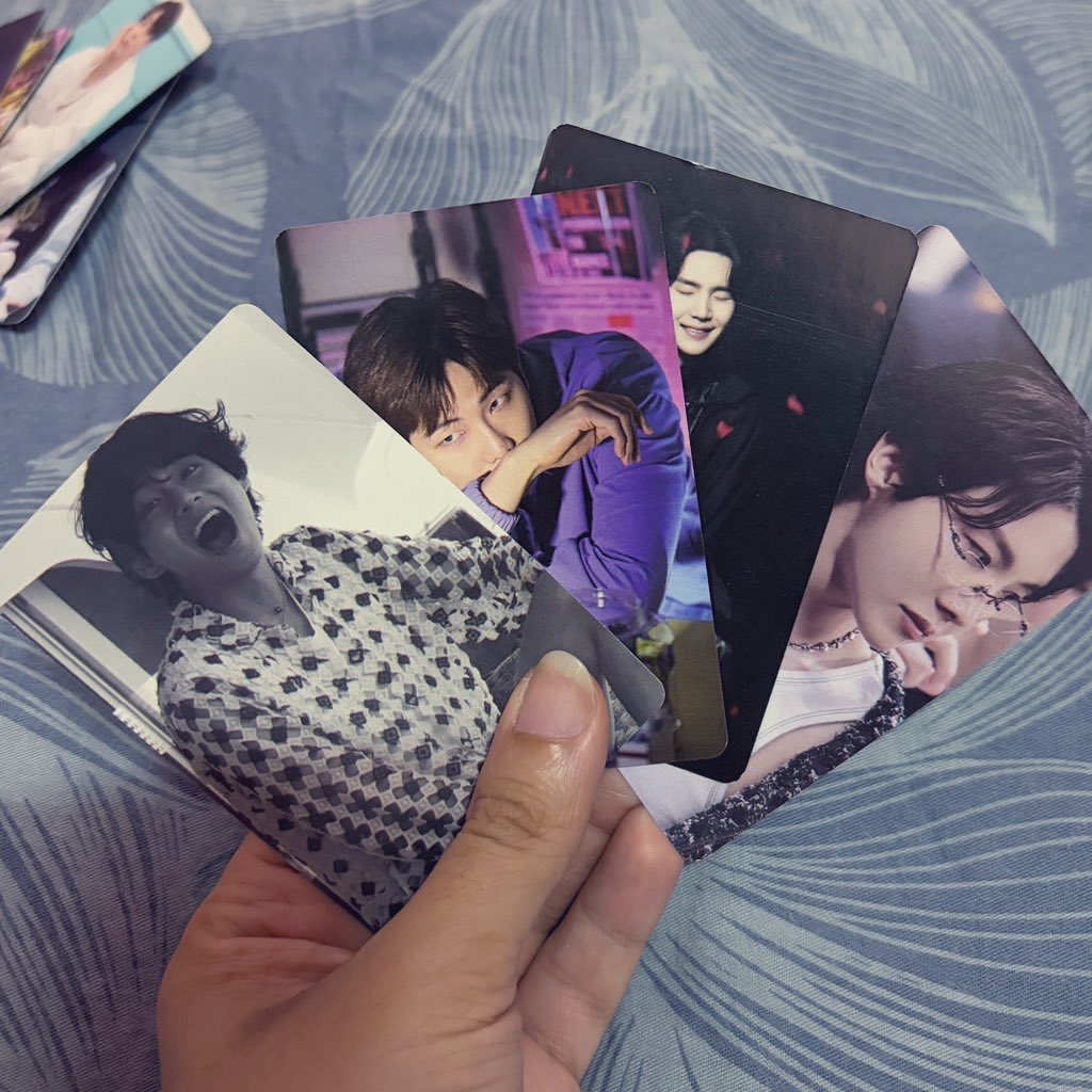 vee⁷ | looking for moots!! tweet media