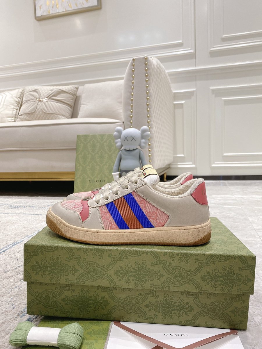 出售包包莆田鞋古驰香奈儿迪奥爱马仕LV路易威登芬迪博柏利巴宝莉香水鞋子眼镜皮带外套衣服项链皮带奢侈品 tweet media