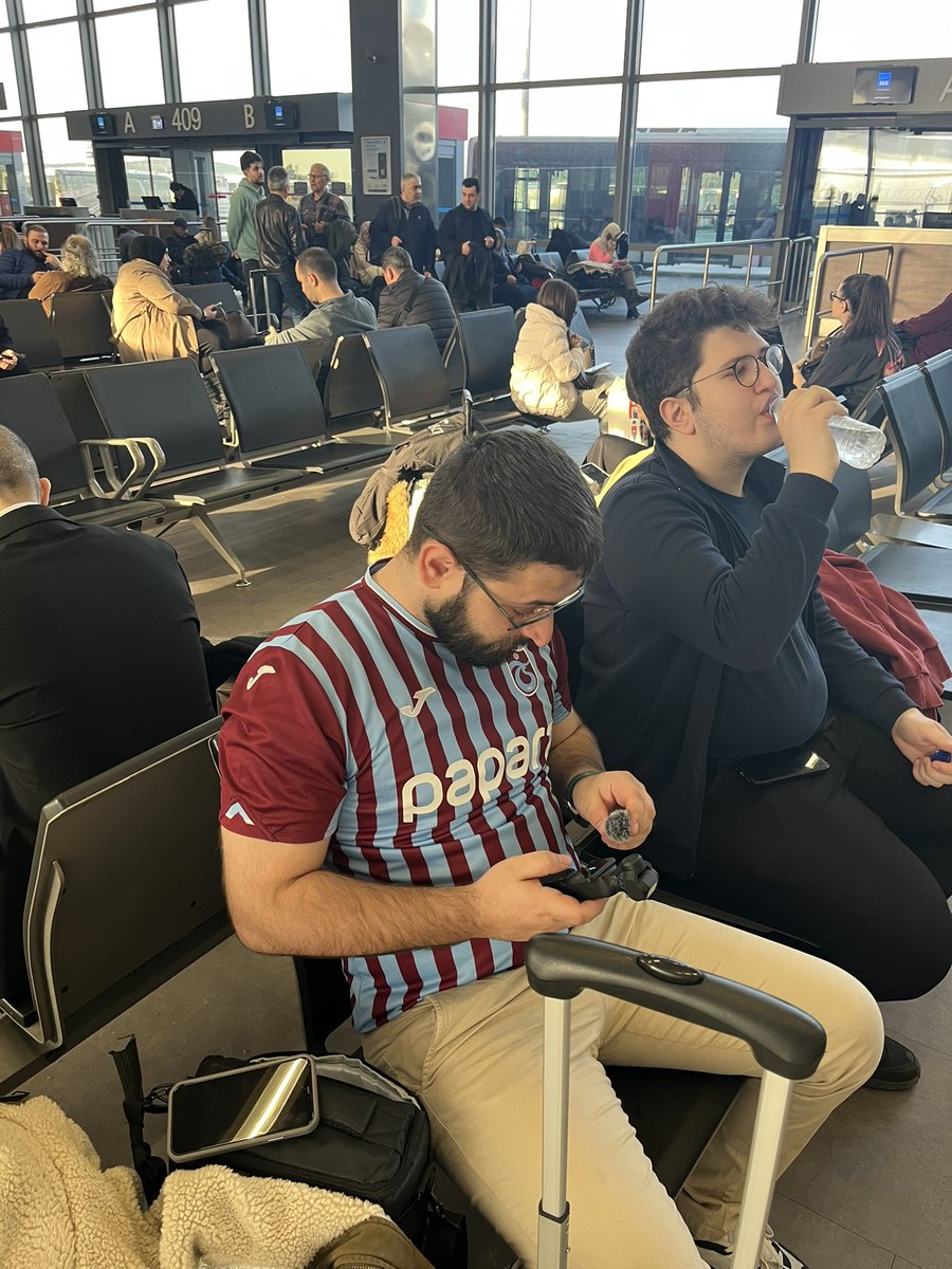 hamsivücut tweet media