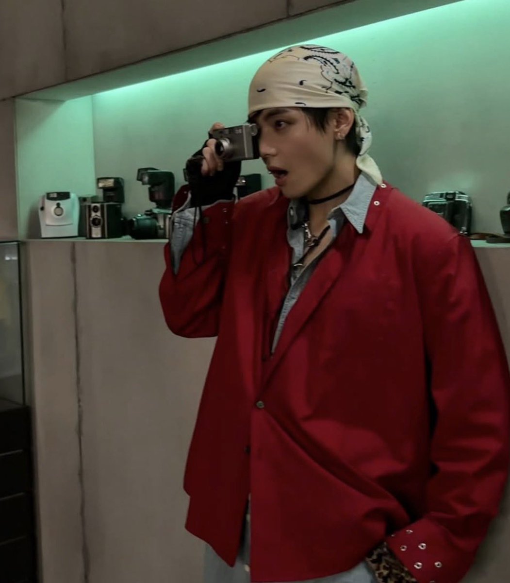 max 🪭 tweet media