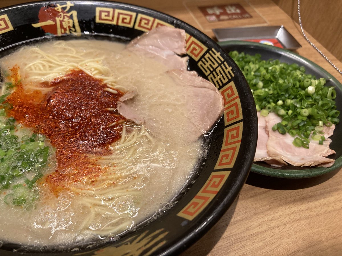 プラグ・ジョーイ tweet media