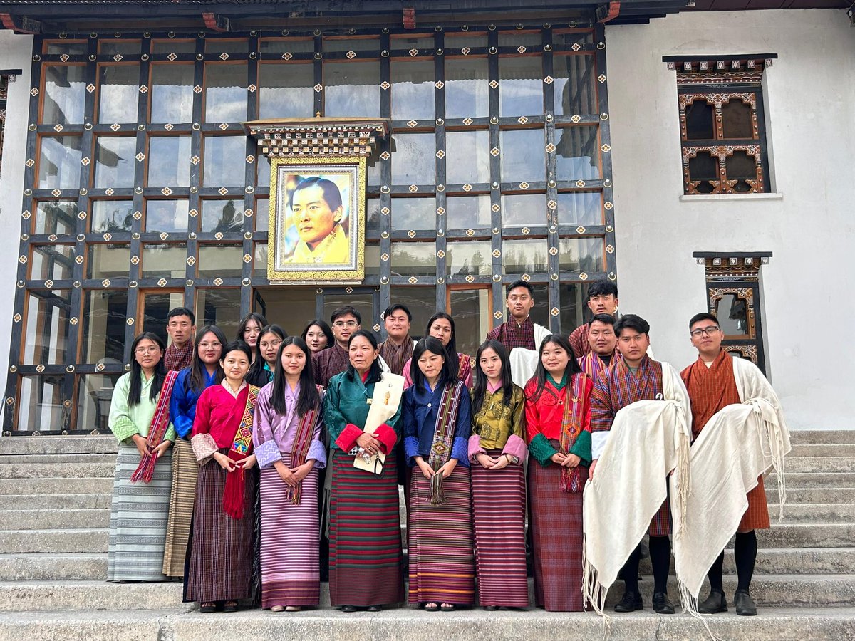 Ďrelsæng tweet media