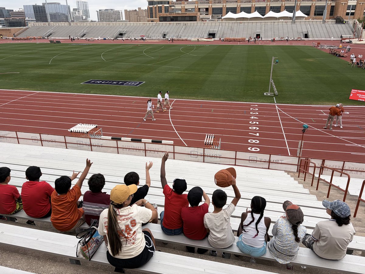 UTexasNLP's tweet photo. Ready, set, go! 🏃‍♂️✨ Third graders from Allison Elementary got a front-row seat to the action at the Texas Relays this week! Huge thanks to the volunteers from Kappa Alpha Psi for spending time with the students, sharing lunch, and making the day even more memorable! 👏 https://t.co/IBRZWeVVDd