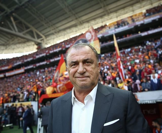 h4tas's tweet photo. @kayagibidiyar kral iki dk bareti taksanıza foto çekmem lazım diyen kinglere🙏🙏 https://t.co/eDVGhZToSO