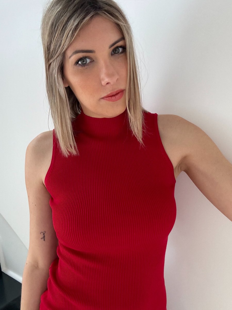 Emilie 💋 tweet media