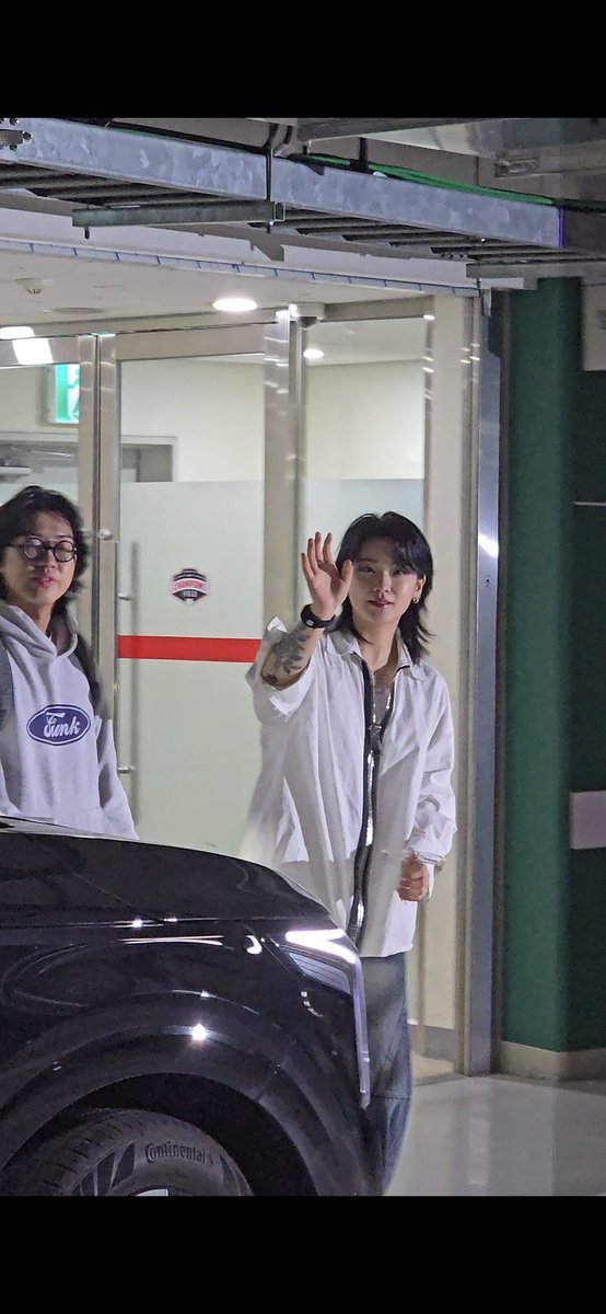 라니치드 tweet media