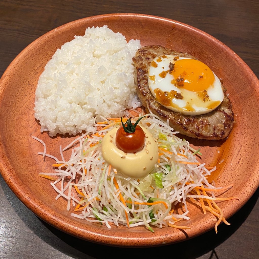 ้ฒไบบใใ๐ฅ๐๐ญ๐ฎ๐๐๐ซๆบๅไธญใฎๆๅฎฎใใ tweet media