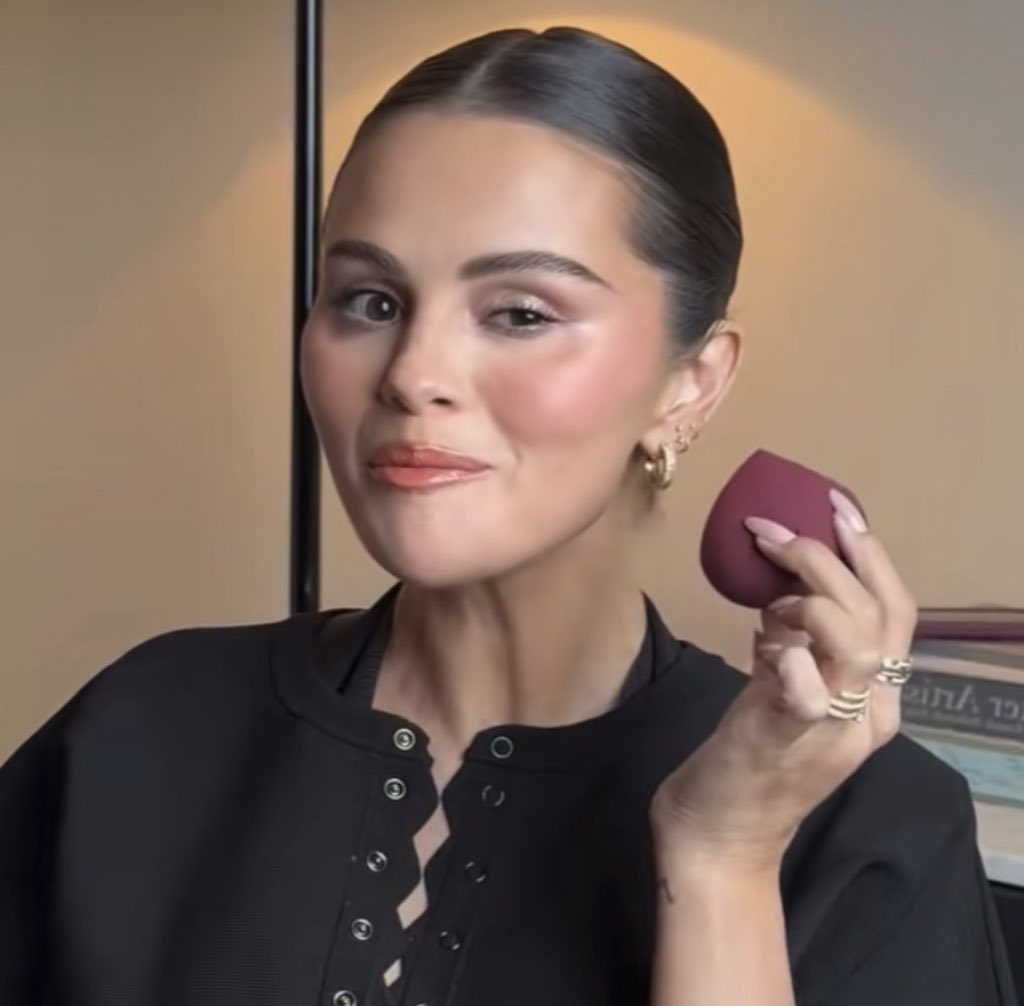 flwr1247 tweet media