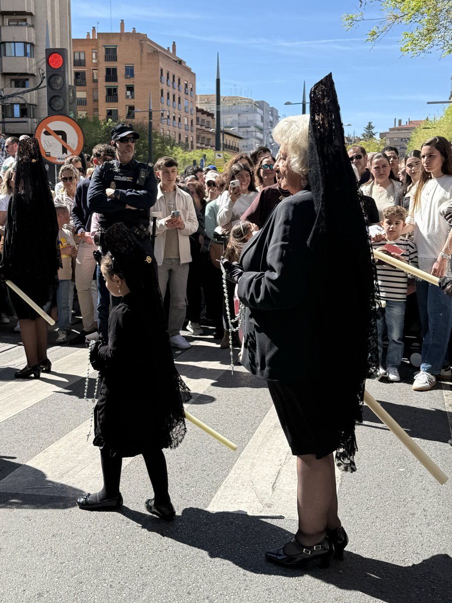 Qué bonito es heredar tradiciones católicas en España❤️