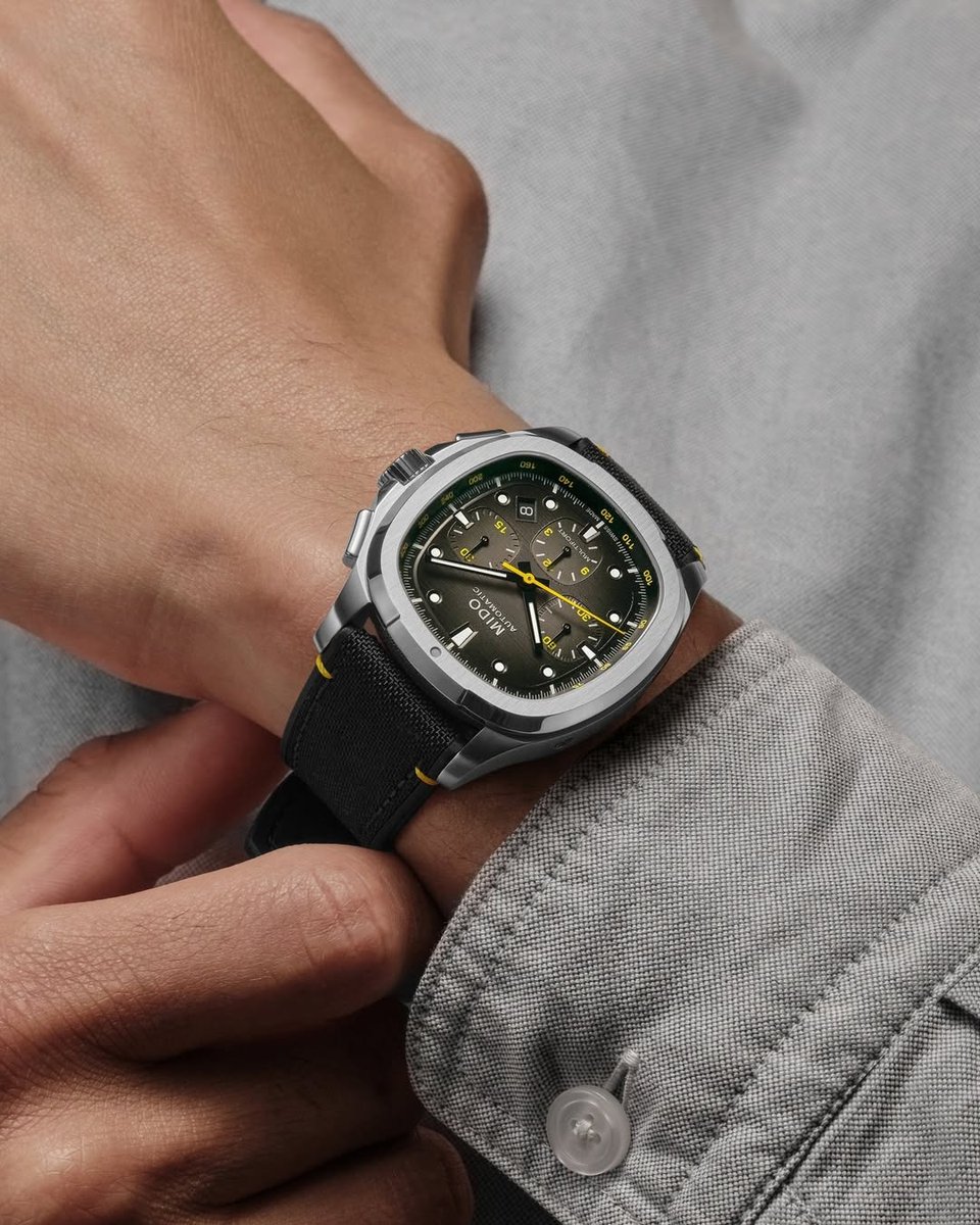Bold style, easy to read.
Instantly recognizable thanks to its magnificent TV-shaped emblematic case and distinctive bezel – between square and rounded.

The new Multifort TV Chronograph steals the show!