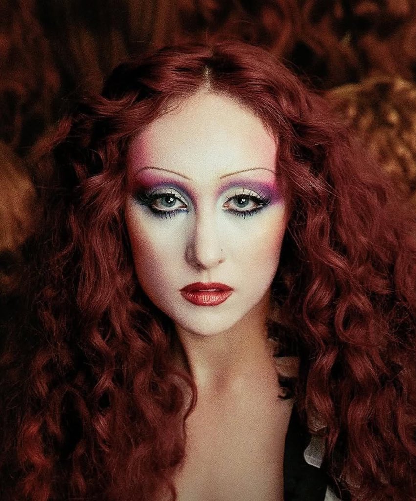 PopTrends tweet media