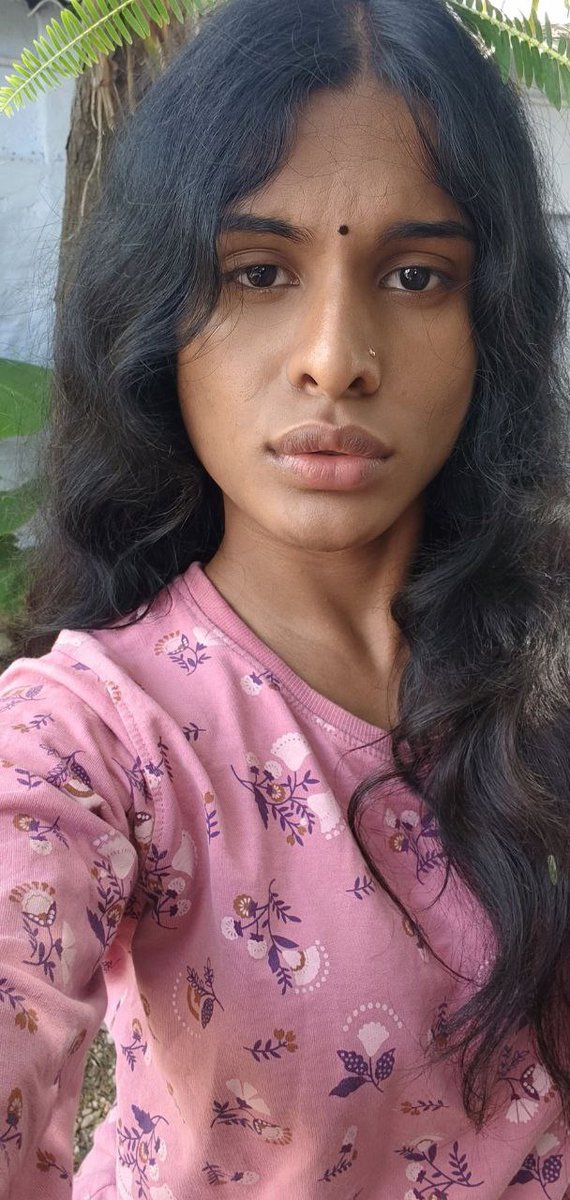 raavi_naru tweet media