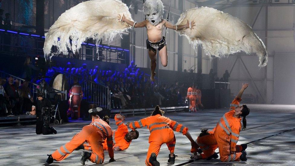 Nick Hinton tweet media