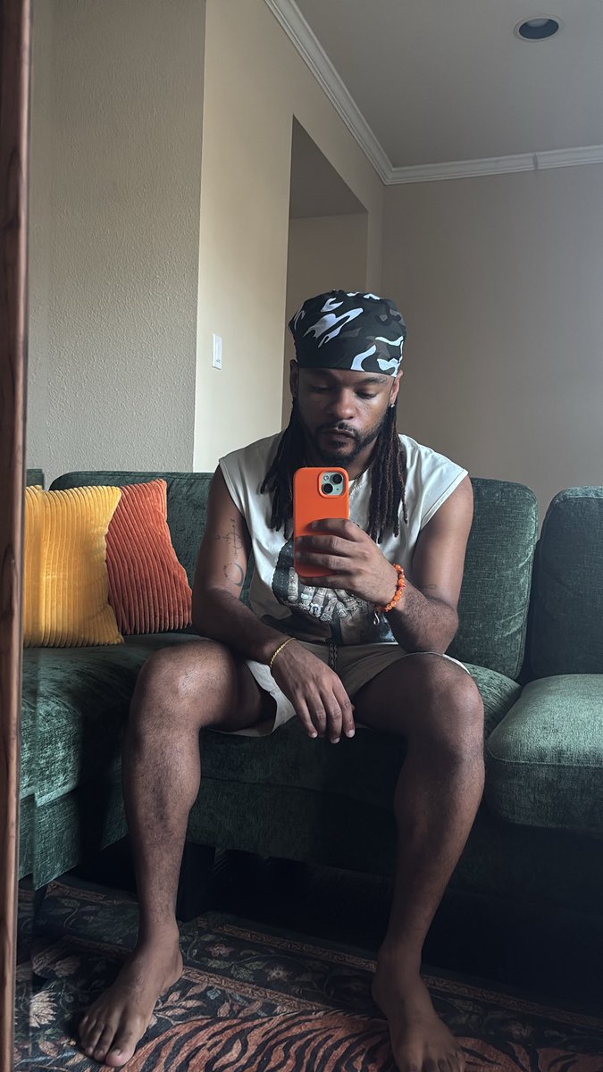 moonchild 🌒 tweet media