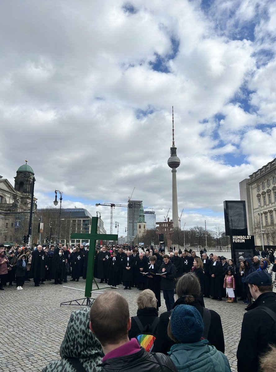 Carl-Victor Wachs tweet media