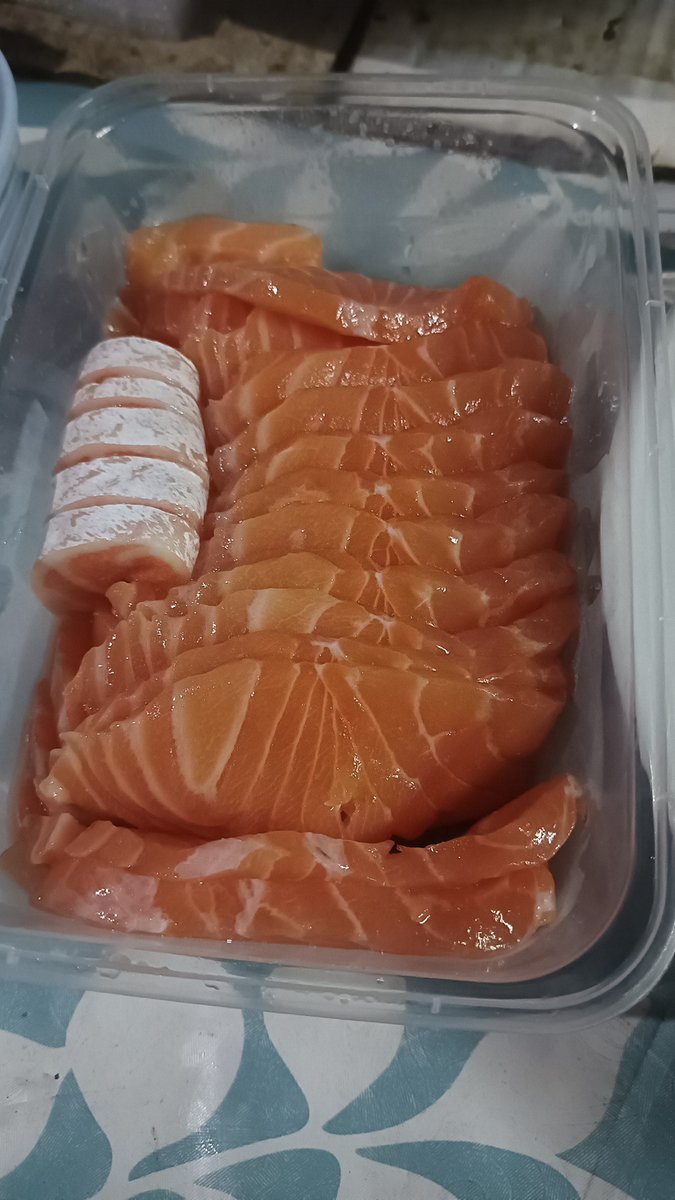 เสร่อ tweet media