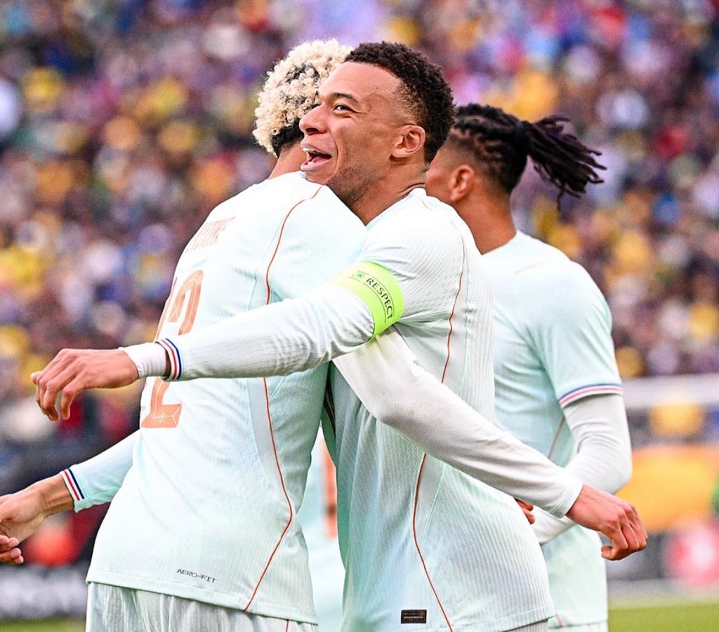 EPL Günlükleri tweet media