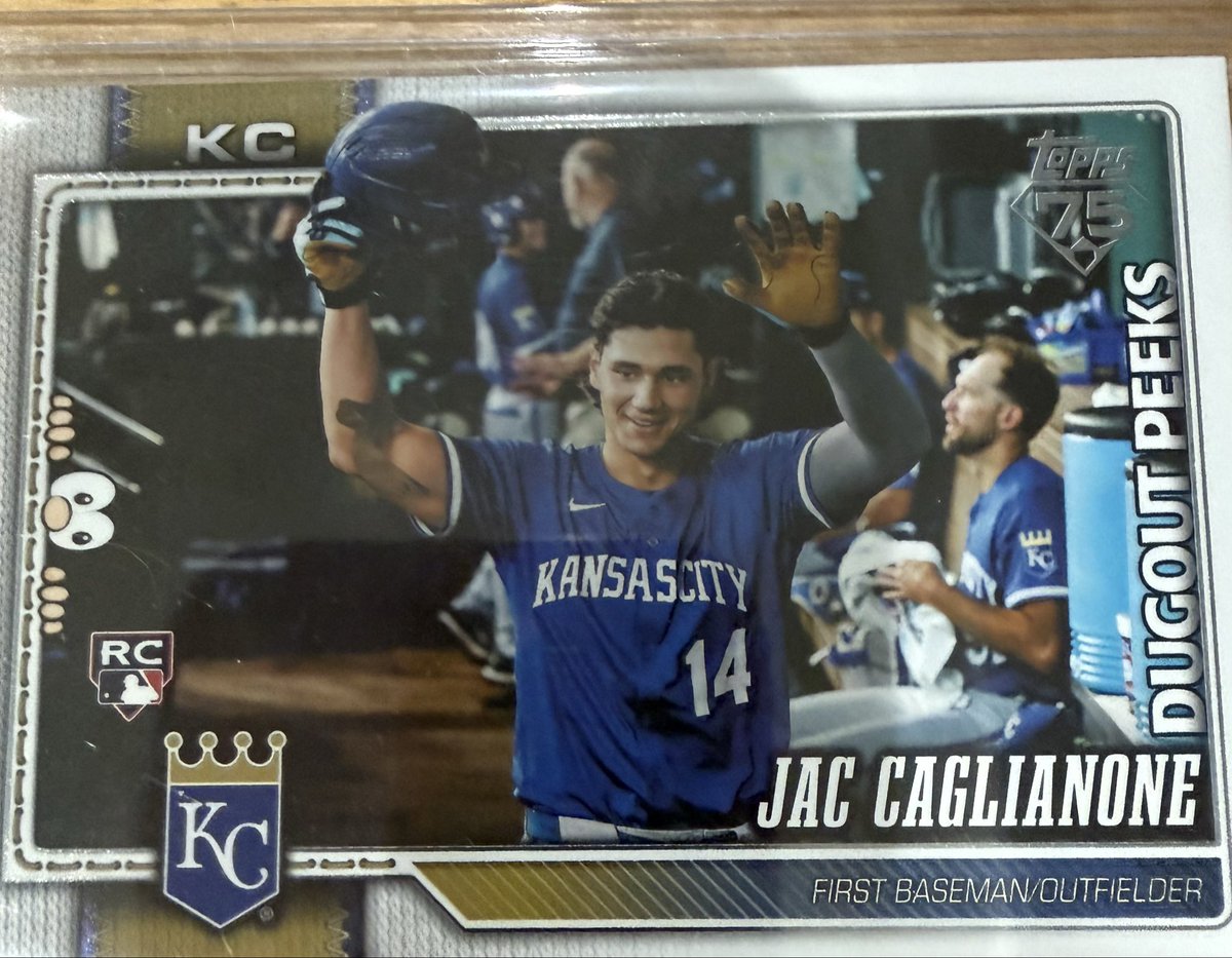 chris everett tweet media