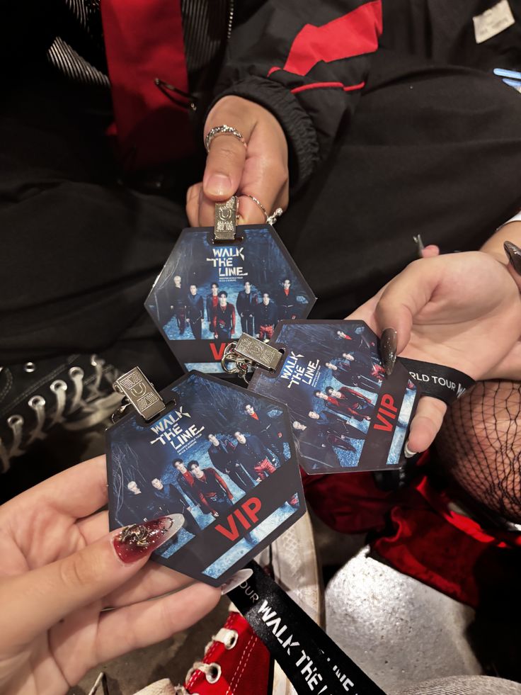 xo, gigi⁷ 🔪 jaypril tweet media