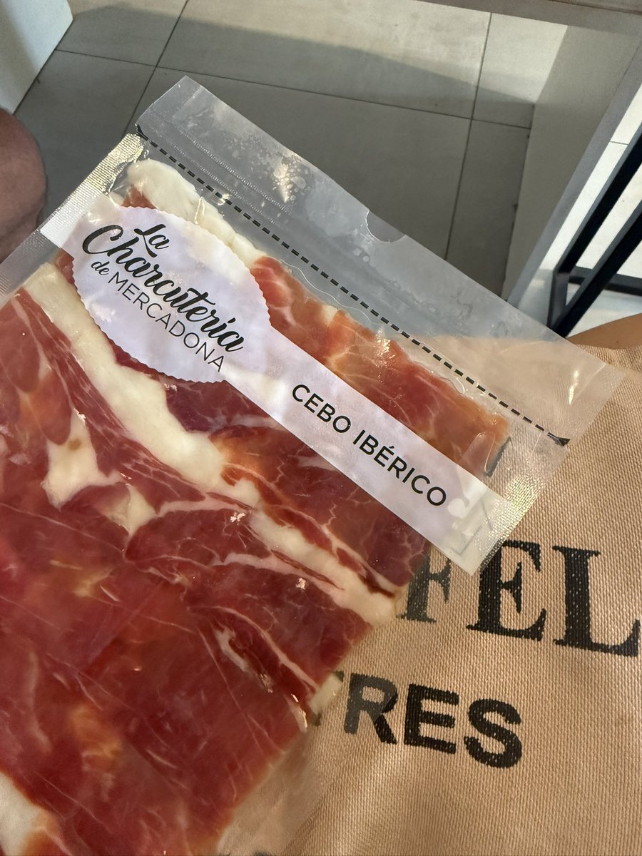 Fla Fiorio tweet media