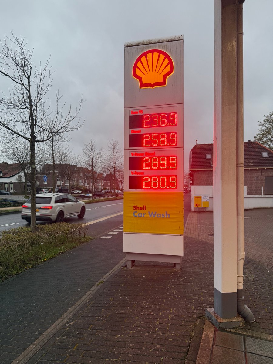 TwijfelBewaren! tweet media