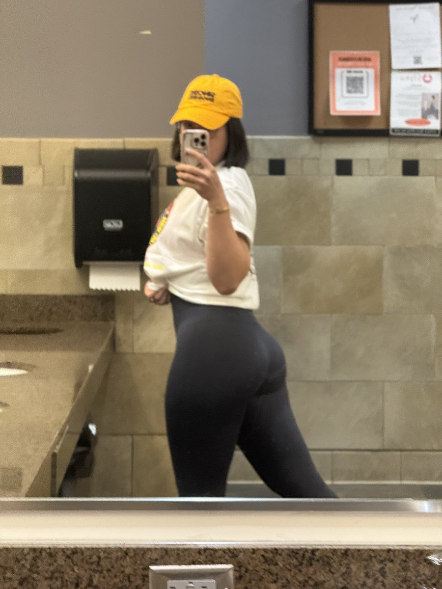 hot sad girls inc. tweet media