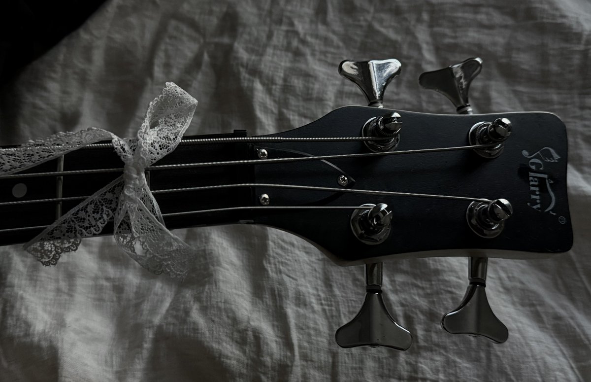 𝒟𝑜 tweet media