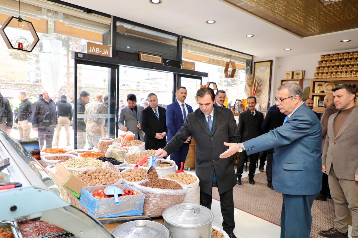 Bitlis Valiliği tweet media