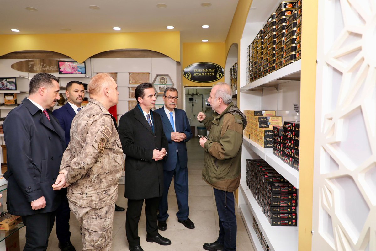 Bitlis Valiliği tweet media