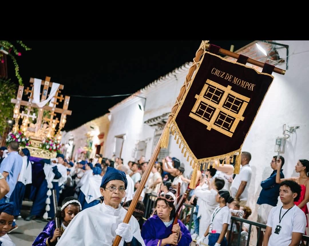 Álvaro Uribe Vélez tweet media