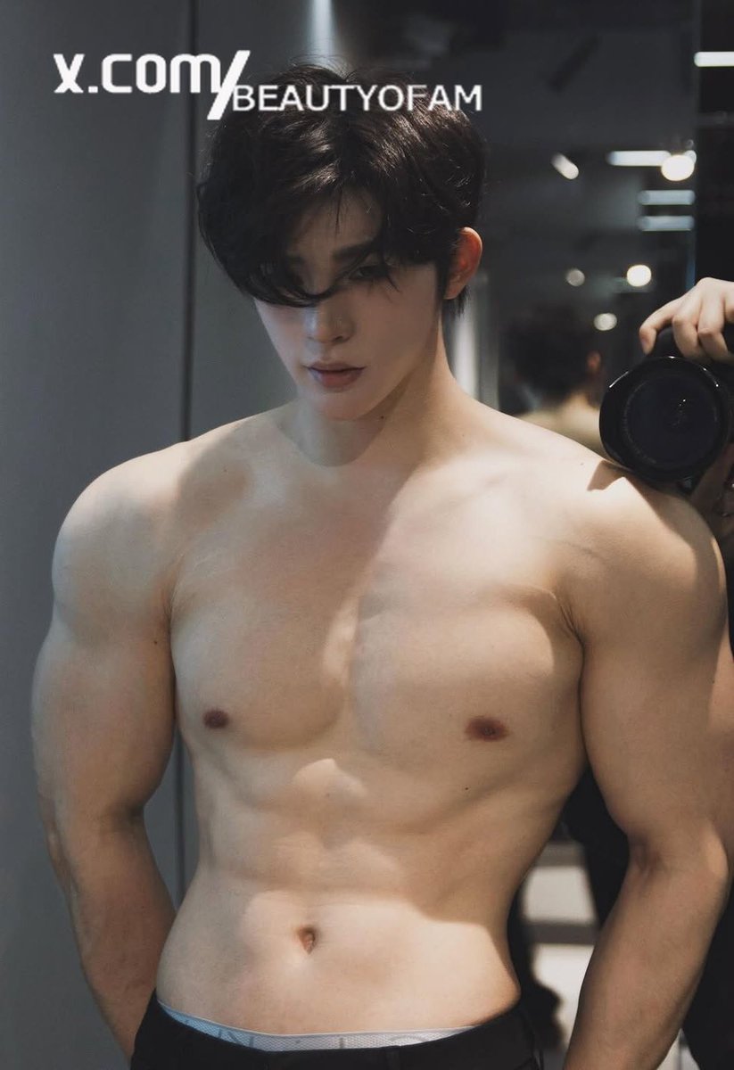 Beauty of Asian Male tweet media